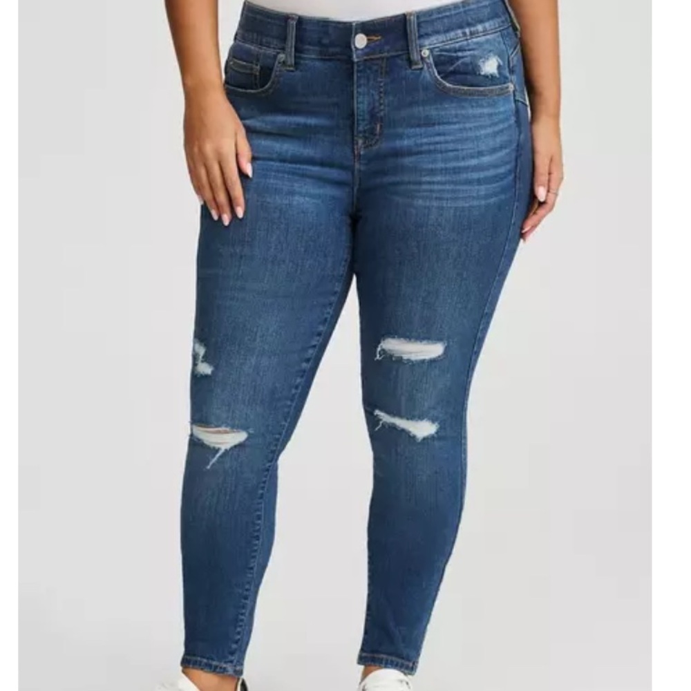 torrid Distressed Dark Blue High-Rise bombshell Skinny Jeans